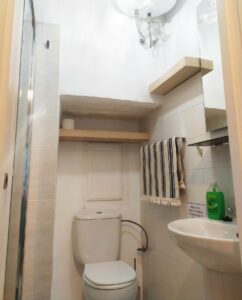 Apt1_Bathroom