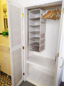 Apt4_closet